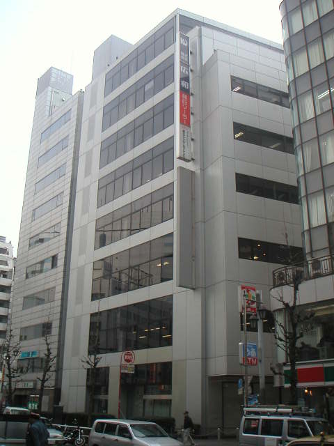 新宿フロントタワー