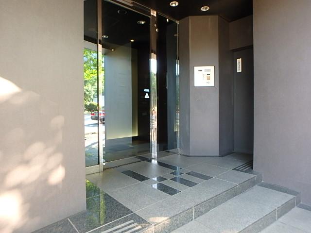 エントランス②