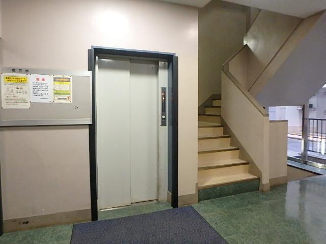 ホール③