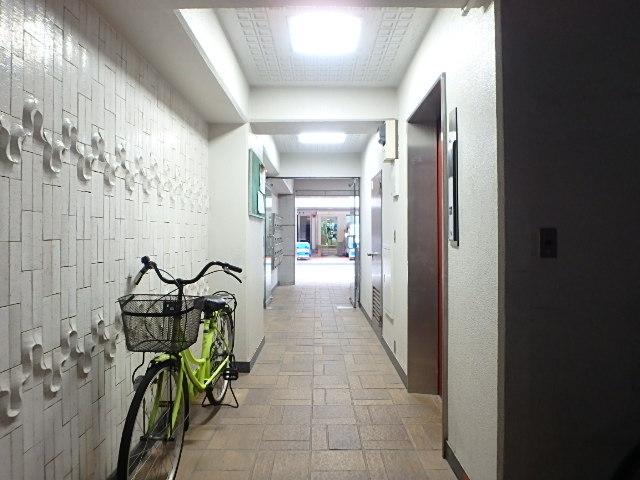 ホール③