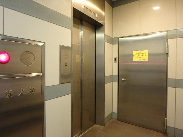 ホール②