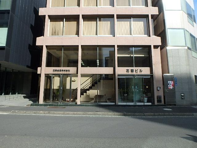 花岡ビルエントランス①