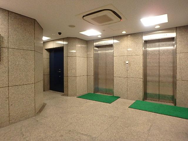 ホール①