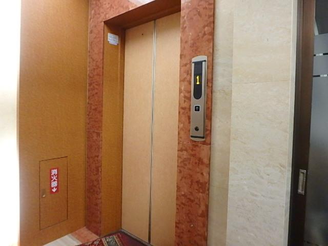 信丸ビルホール②