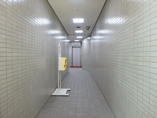 ホール①