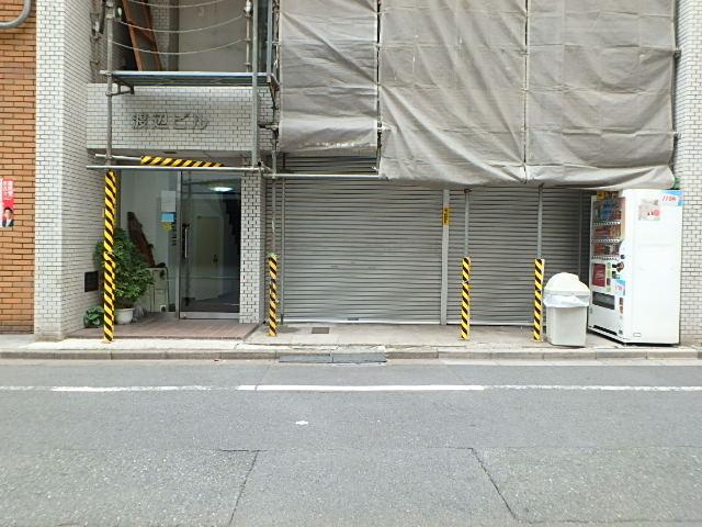 エントランス①