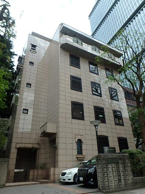 紀尾井ロイヤルハイツ