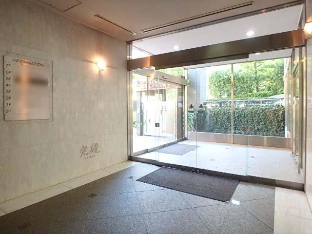 ホール③