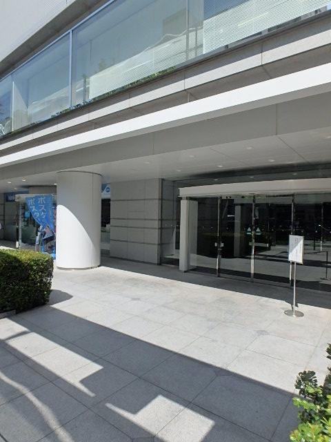 エントランス②