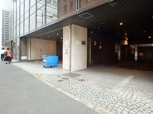エントランス①