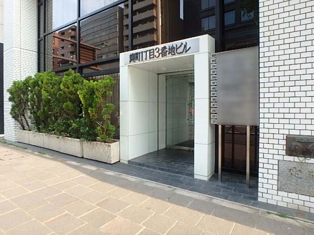 エントランス①