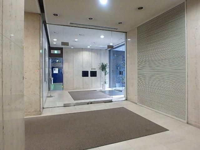 ホール④