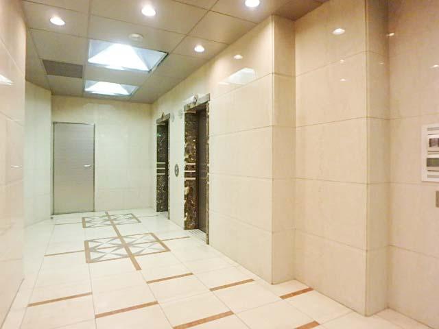 エミナビルホール①