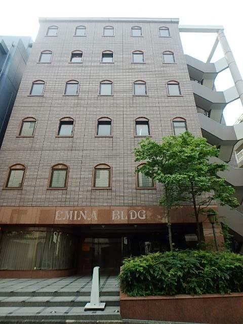 エミナビル外観①(メイン)