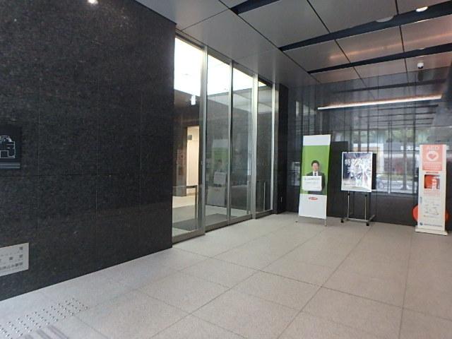 ホール①
