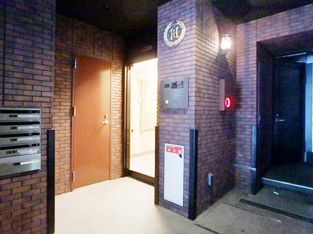 ホール①