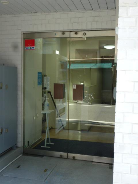 エントランス②