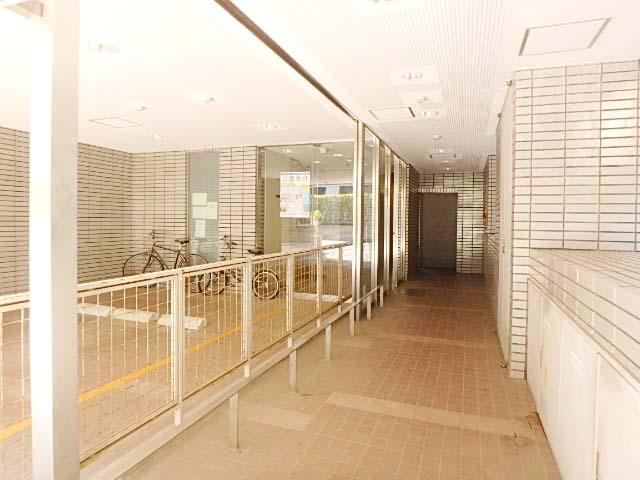 エントランス③