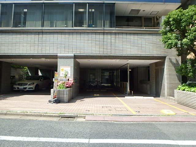 エントランス①