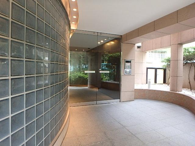 エントランス②