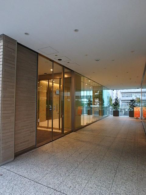 エントランス②
