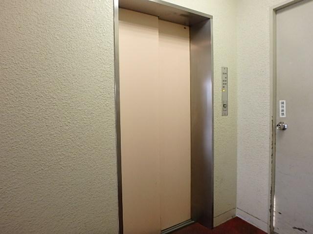 ホール②