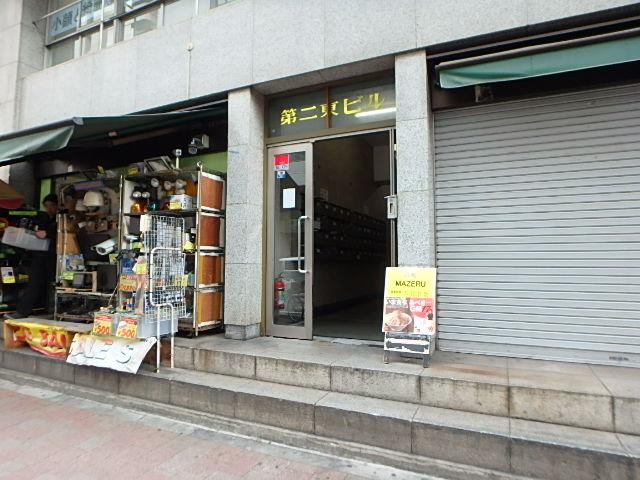 エントランス①