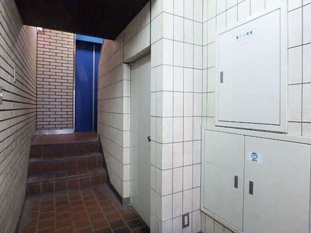 ホール①