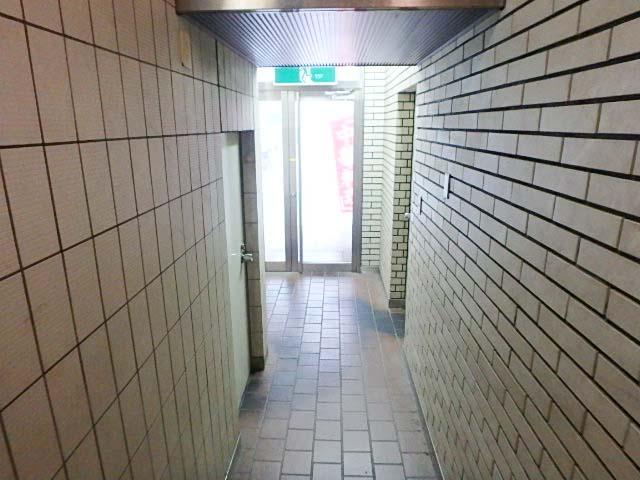 ホール③