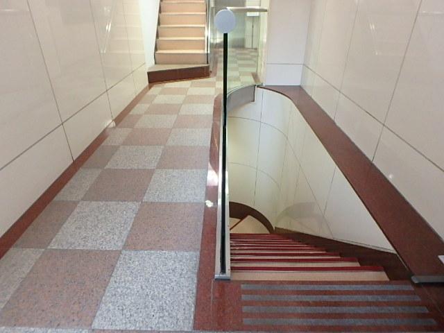 福禄ビルホール①