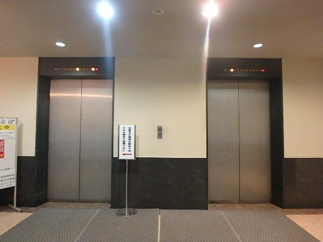 ホール②