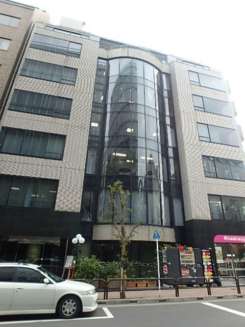 サンジュ共和十番館