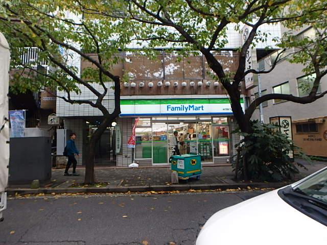 サンジュ共和十番館エントランス①