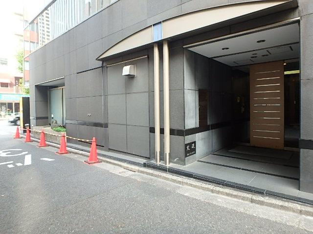 マツシタビルエントランス①