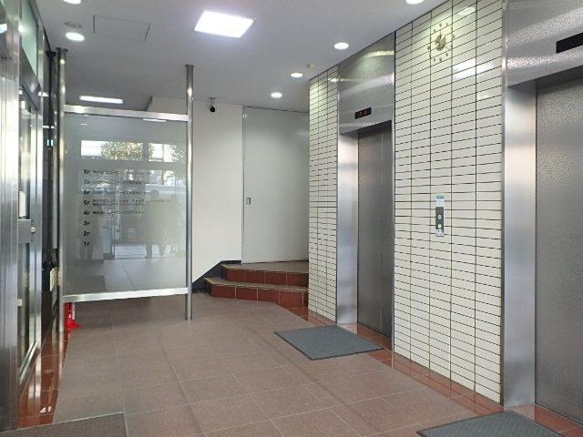 ホール①
