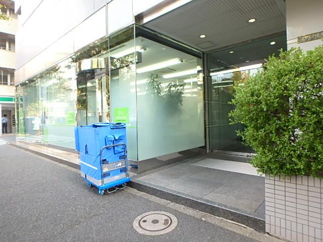 エントランス①