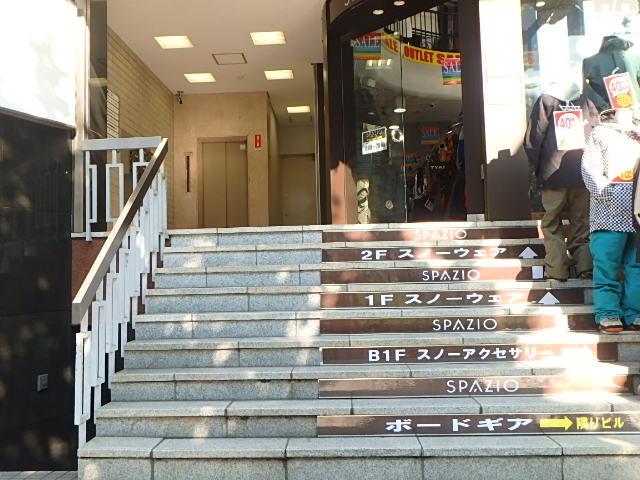 日本分譲住宅会館エントランス②