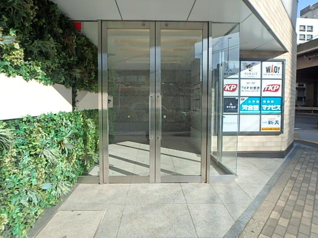 ラウンドクロス秋葉原エントランス②