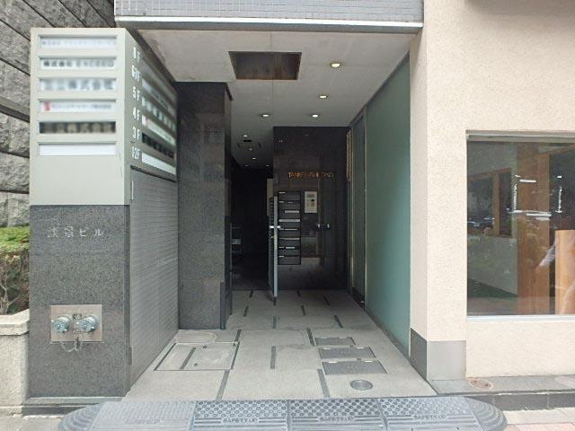 淡景ビルエントランス①