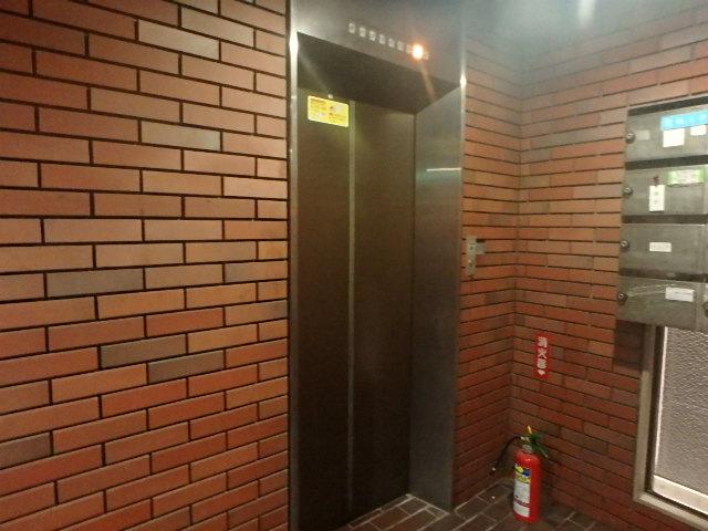 ホール②