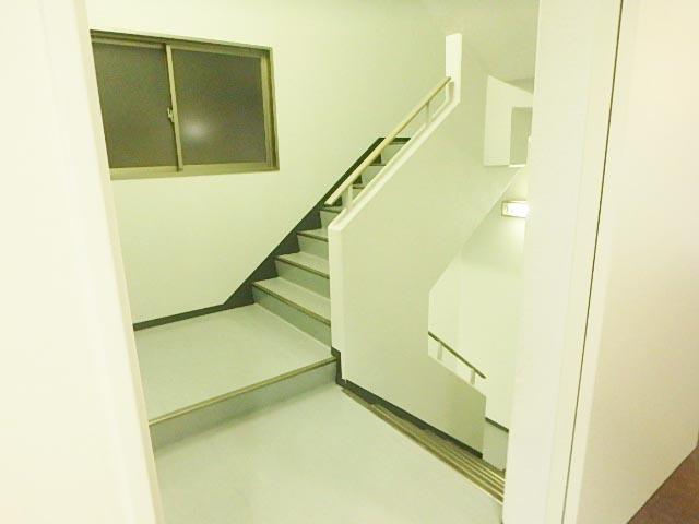 ホール③