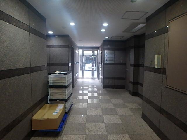 神保町カンナビルホール②