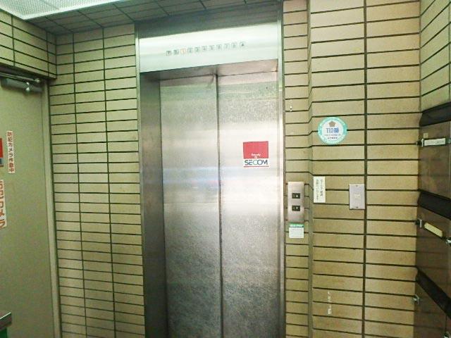 ホール②