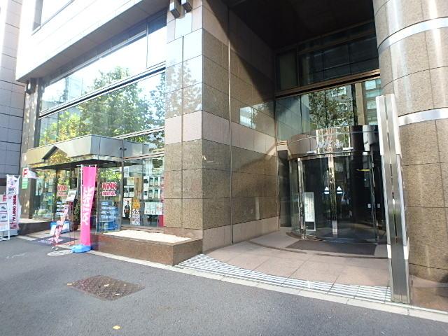 エントランス①