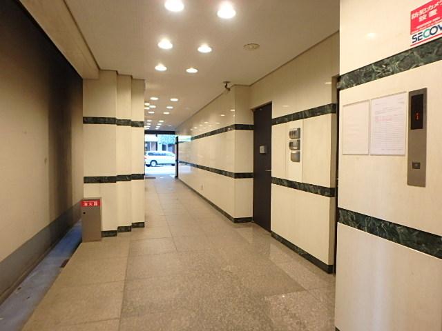 ホール③