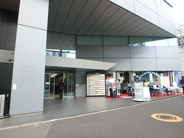 エントランス①