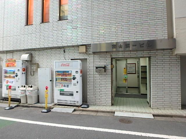 エントランス①