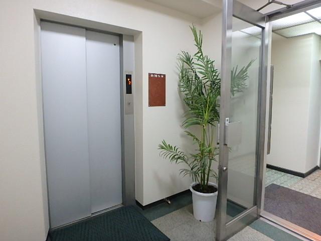 ホール②