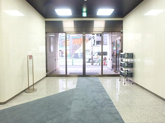 ホール③