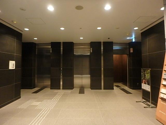 ホール④